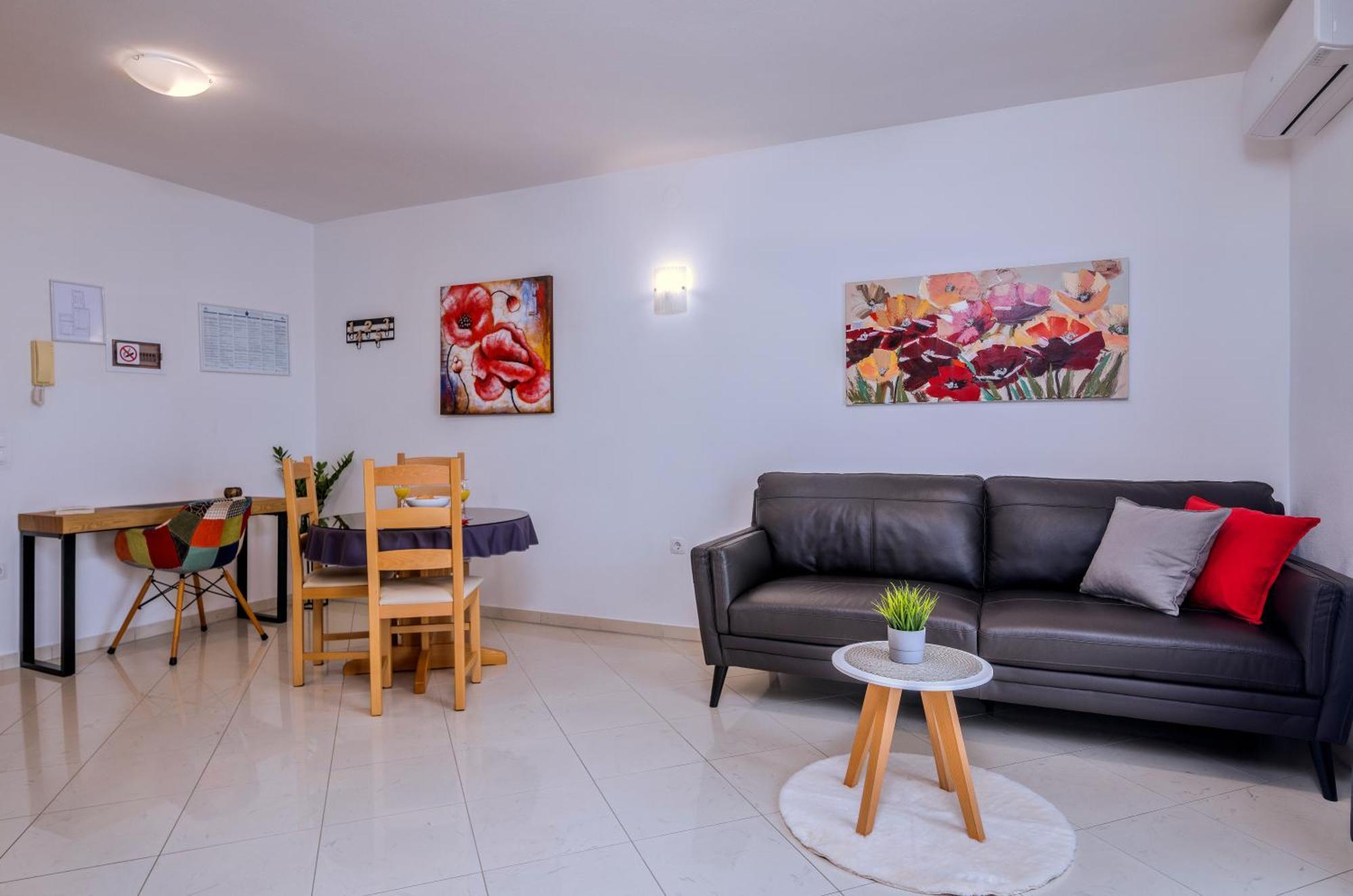 Apartments Kvarner มาลินสกา ภายนอก รูปภาพ