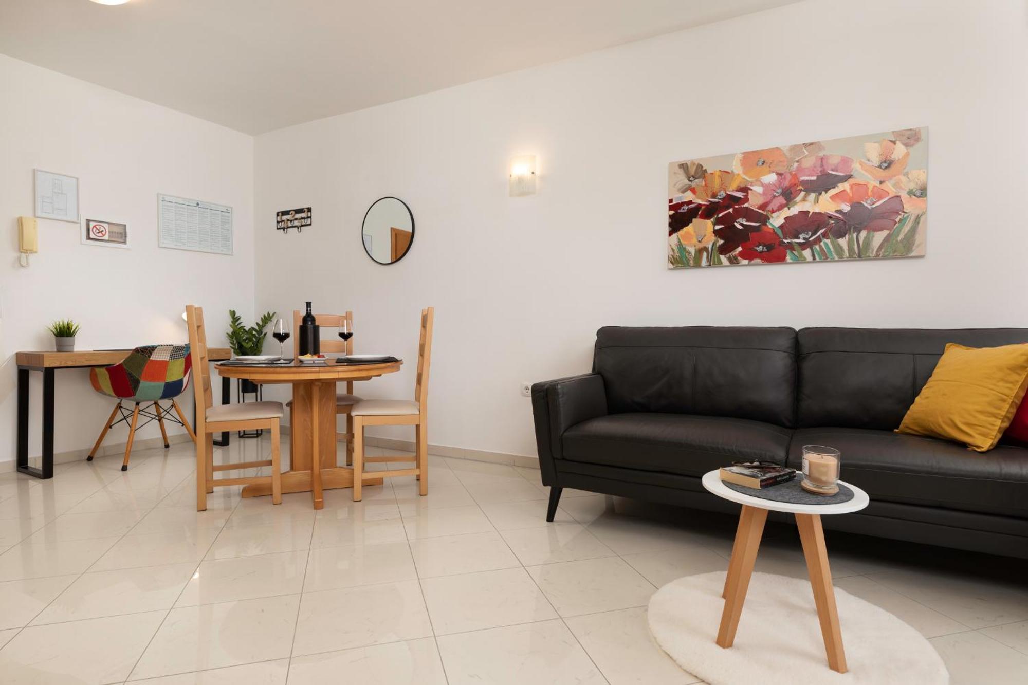 Apartments Kvarner มาลินสกา ภายนอก รูปภาพ