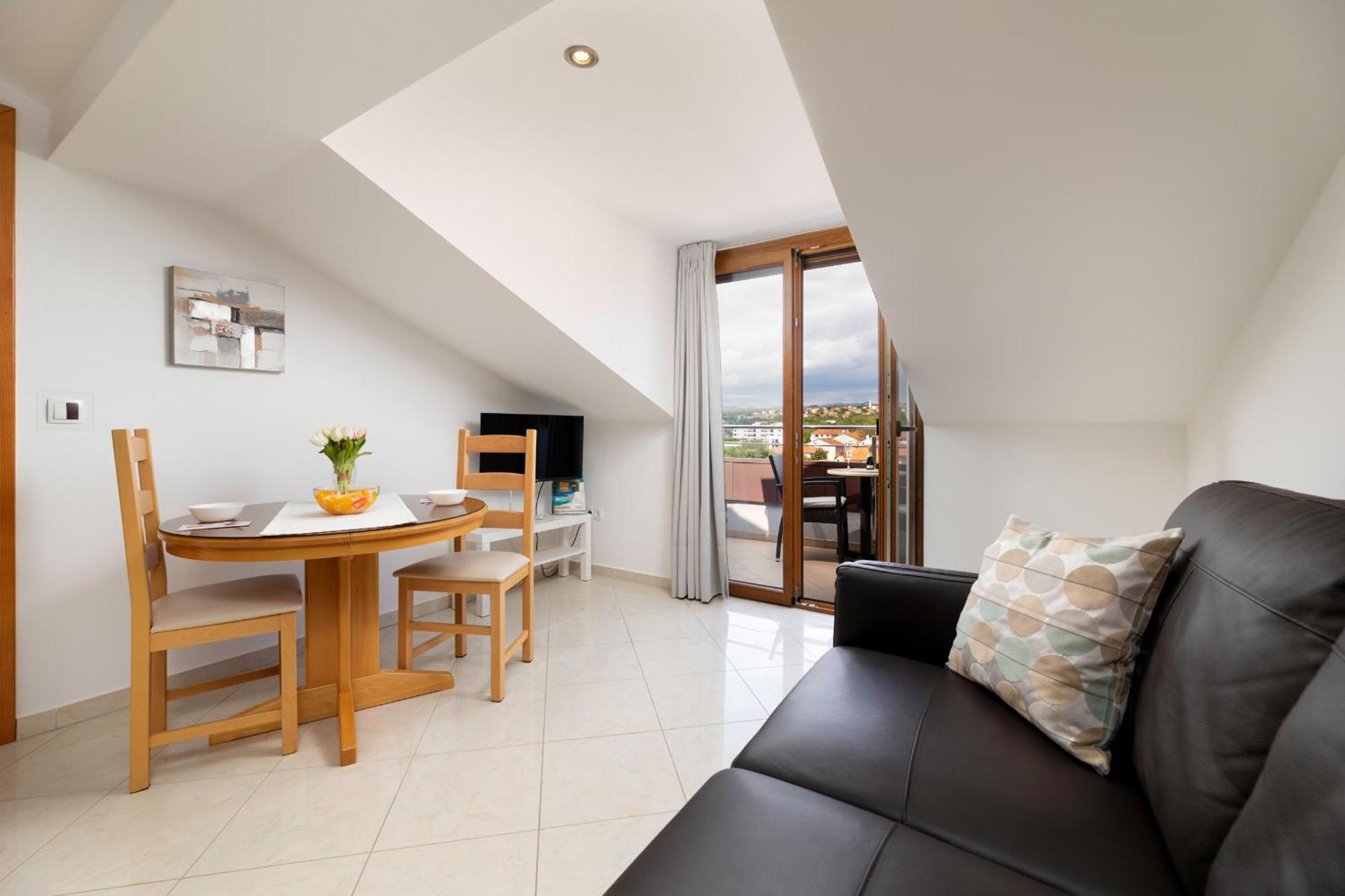 Apartments Kvarner มาลินสกา ภายนอก รูปภาพ