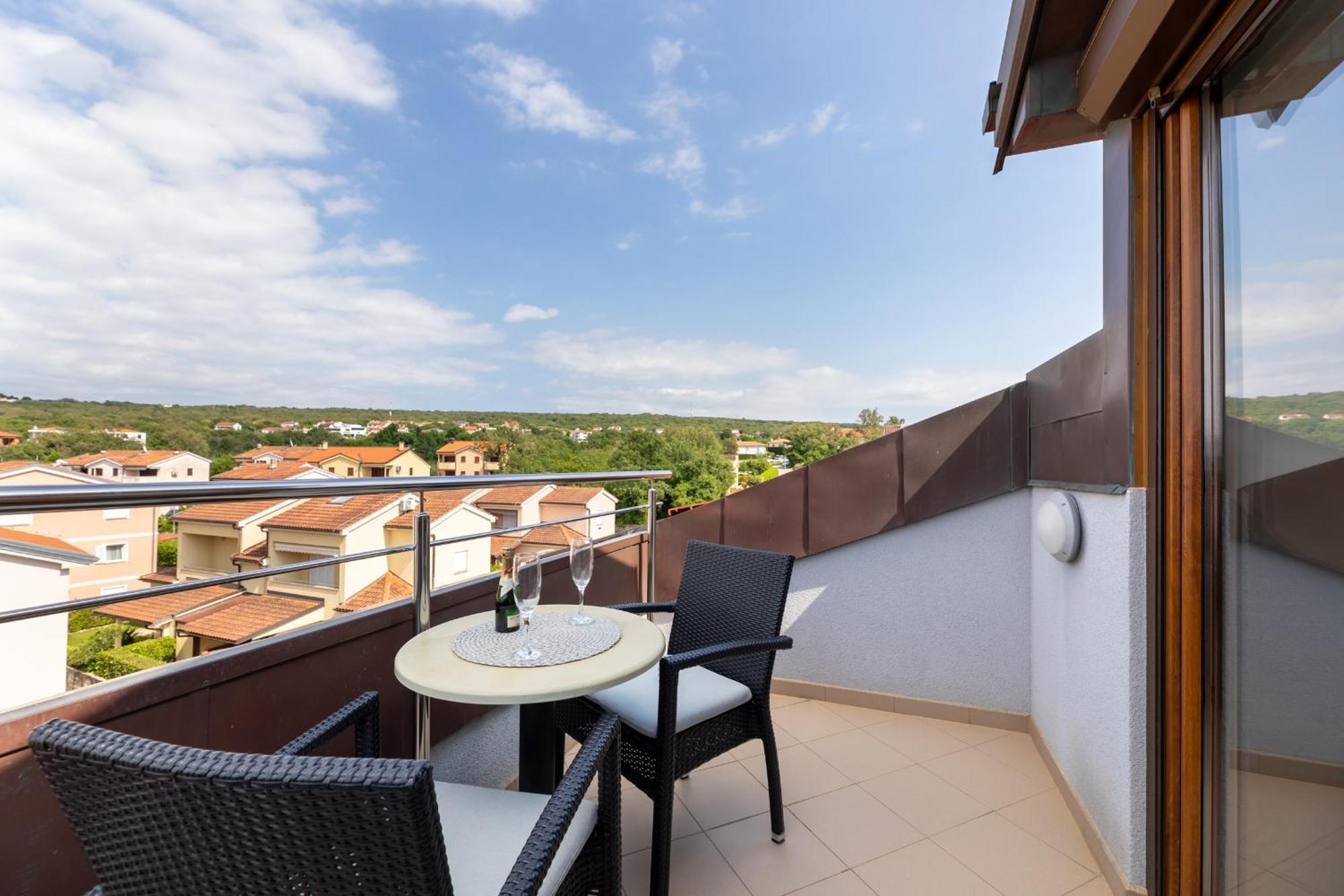 Apartments Kvarner มาลินสกา ภายนอก รูปภาพ